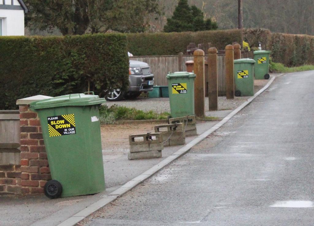 Horsmonden Parish Council Wheelie bin stickers Horsmonden Parish Council Wheelie bin stickers