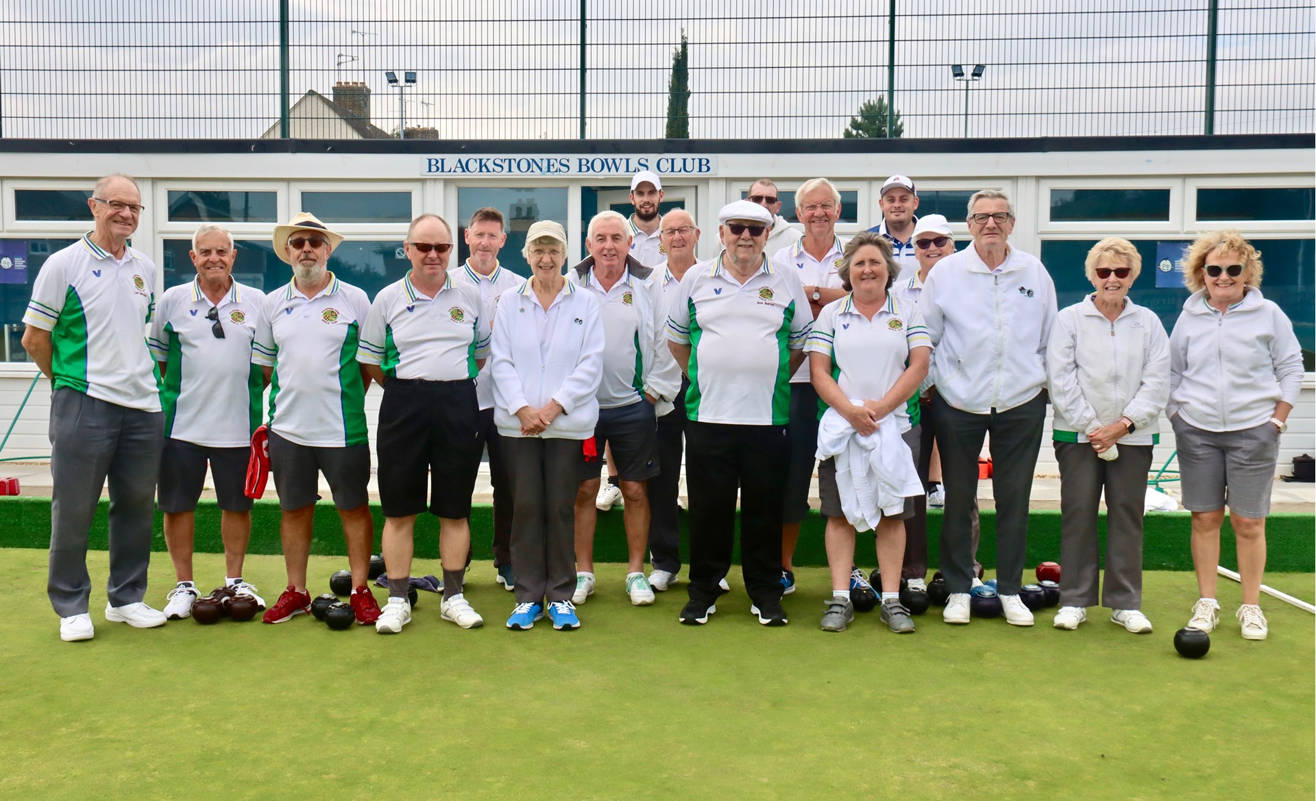 Oddfellows Rose Bowl Final: Stamford Town Crusaders and Stamford Town Dragons before the match.