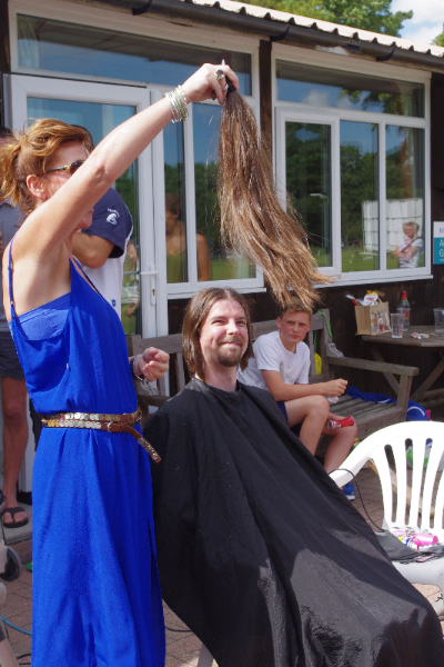 The fundraising hair cut