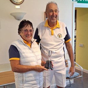 Haywards Heath & Beech Hurst Bowls Club Finals winners and runners-up