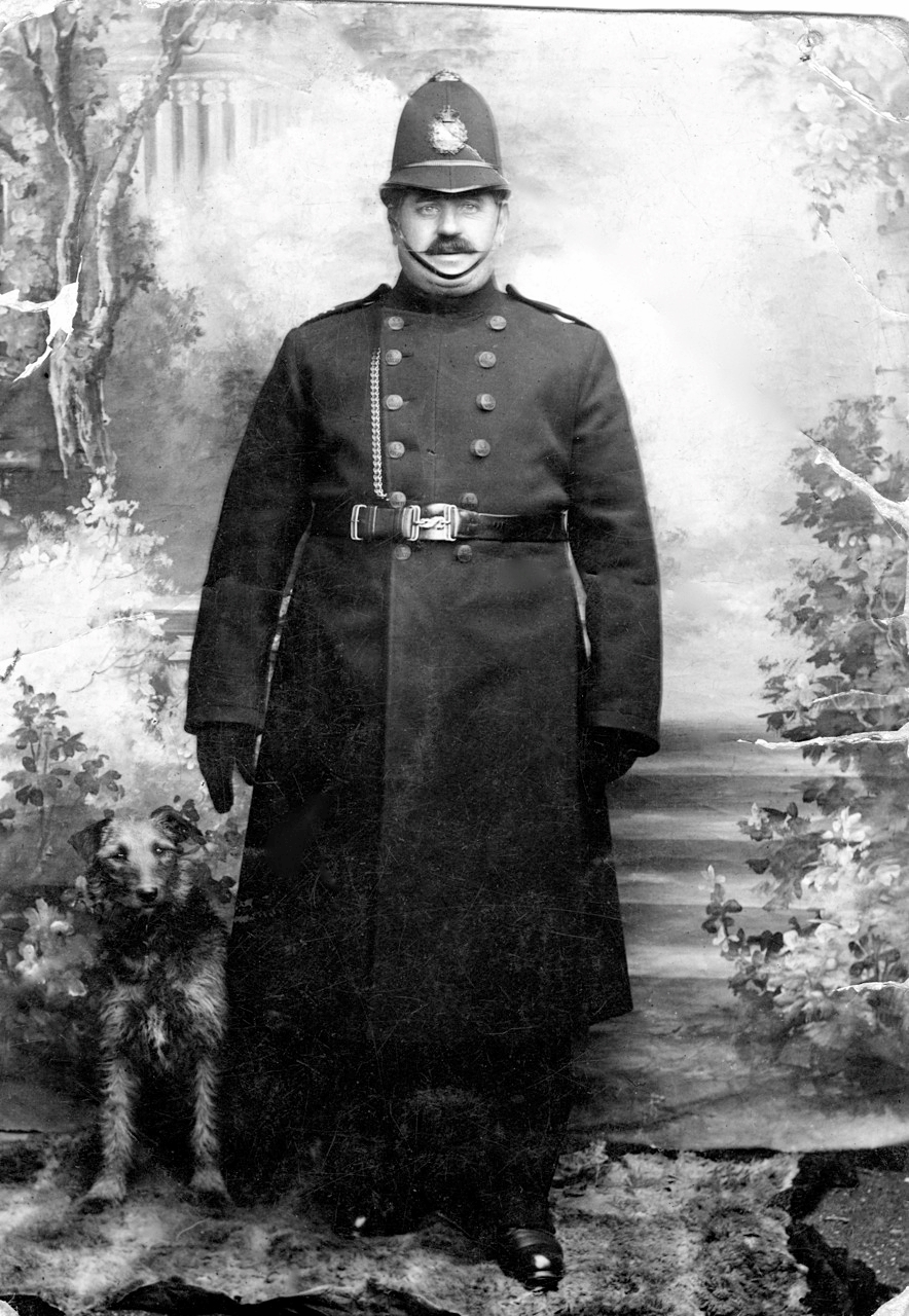 Crookham Village policeman