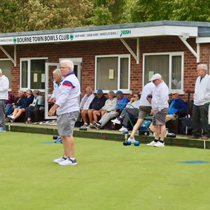 Duncomb Shield: Bowlers in action.