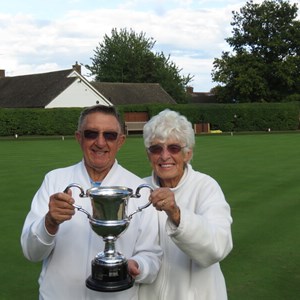 Ivan Coleman & Sylvia Kennyon - Mymms Trophy winner & runner-up
