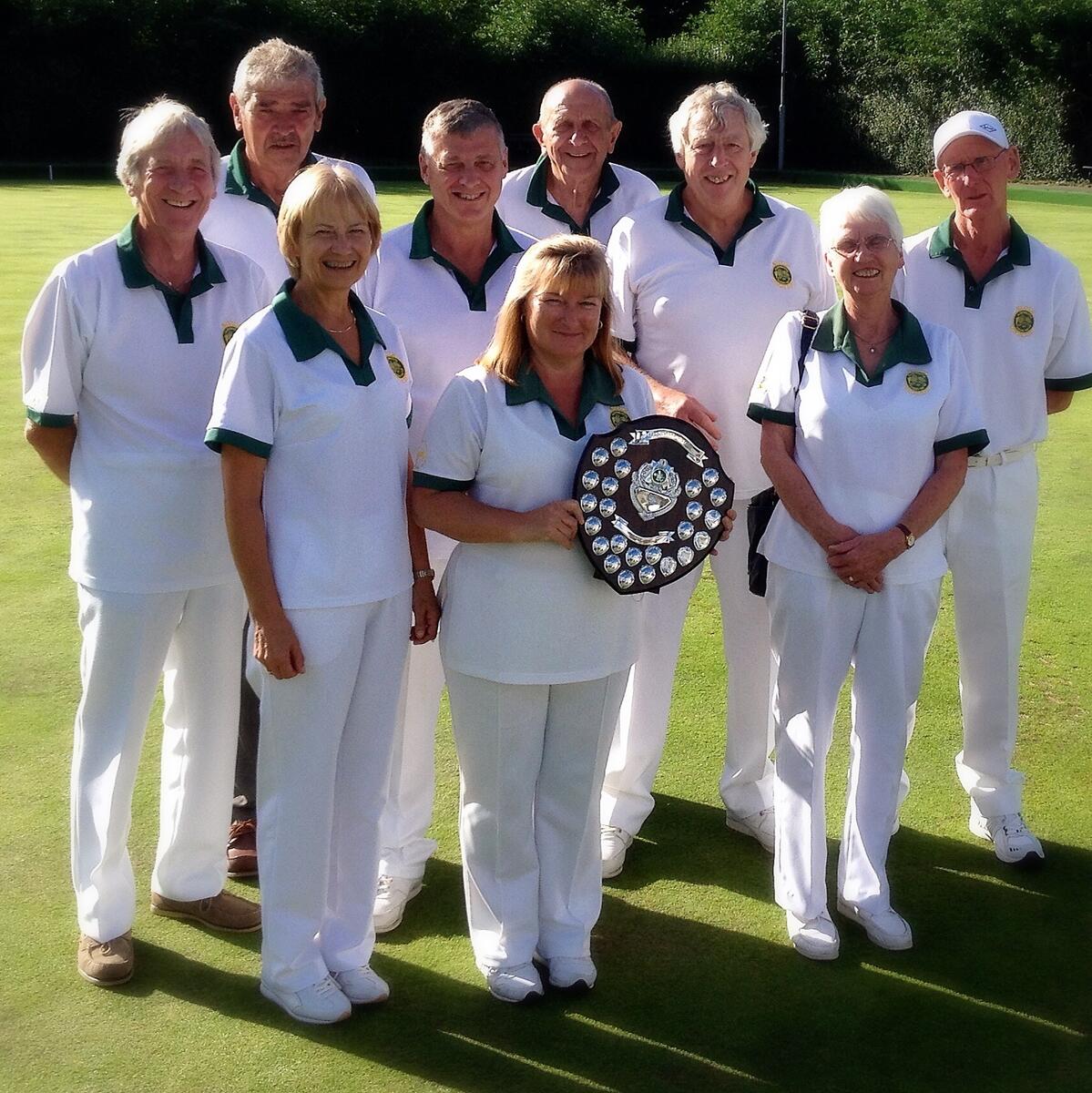 The Winning Team after the Final against St Marybourne at Howard Park. From left to right, John Maycock, Graham Tompkins, Diane Tompkins, David Bowman, Elaine Bowman, Dave James, Ian Bowman, Dorothy Brown and Fred Brown. The Winning Team after the Final against St Marybourne at Howard Park. From left to right, John Maycock, Graham Tompkins, Diane Tompkins, David Bowman, Elaine Bowman, Dave James, Ian Bowman, Dorothy Brown and Fred Brown.