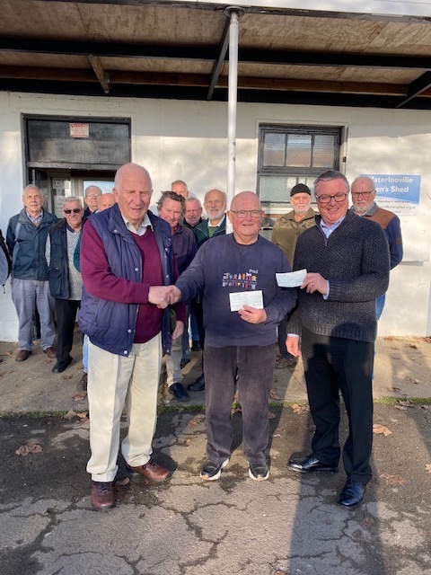 A generous donation for a new woodwork lathe by St Thomas Lodge 6574