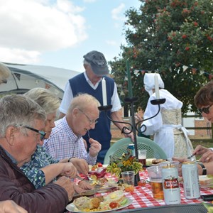 Hinxton Parish Council Hinxton Tudor Feast 2019