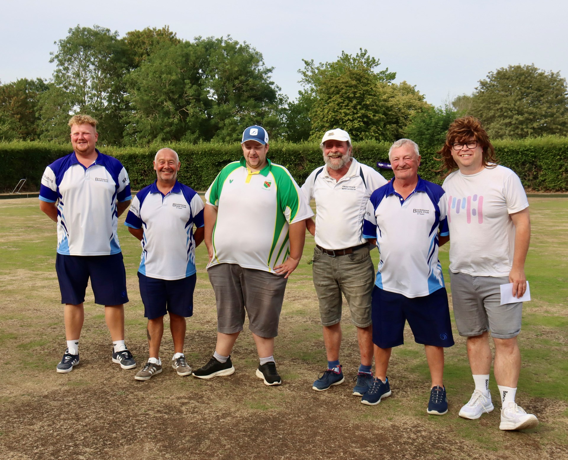 Runners-up: (L to R) Darren Middleton, Darren Russell, President James Henderson, Acting Chairman Don McGarrigle, Dusty Miller and captain Wayne Morris ("I haven't worn this wig for years!")