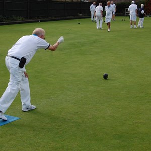 Dunstable Town Bowls Club Ltd PRESIDENTS V CAPTAINS DAY