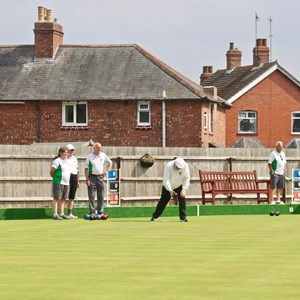 Oddfellows Rose Bowl: Players in action