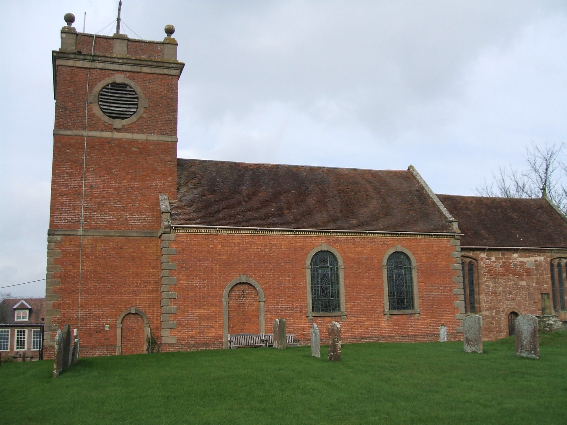 St. Andrews Parish Church, Quatt