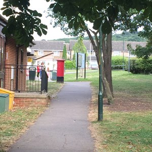 Path to Parkside Shops