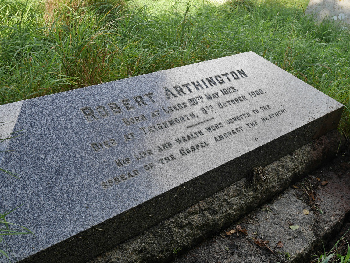 Robert Arthington's Grave