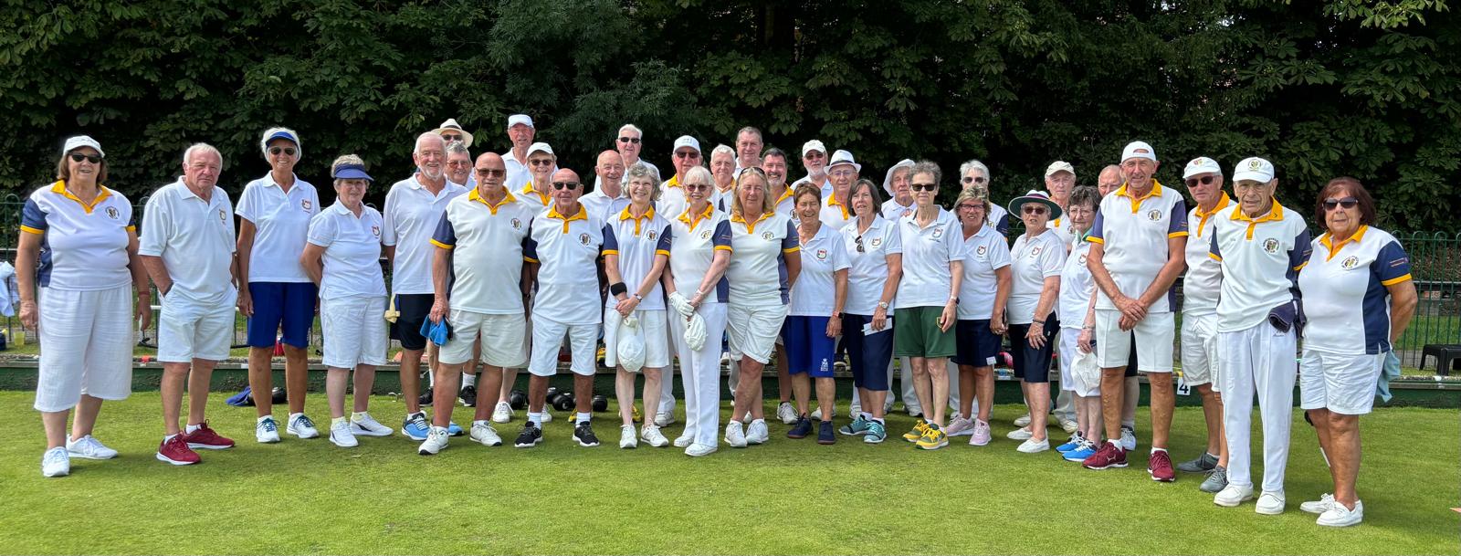 Making new friends at Beech Hurst - click for full story (Photo: Carolyn Hunt)
