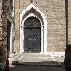 A Venetian window