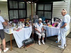 Jackie and Jackie discussing the raffle prizes