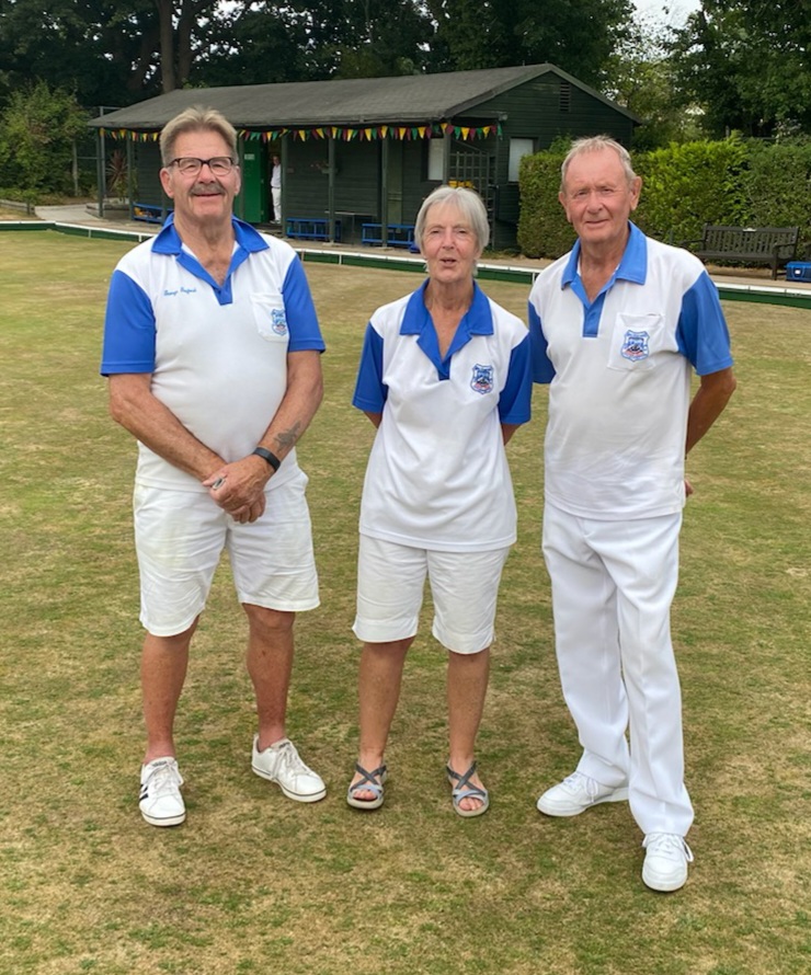 George Gatford, April Mitchell and Mike Sherwood  playing at Billingshurst  Open Tournament