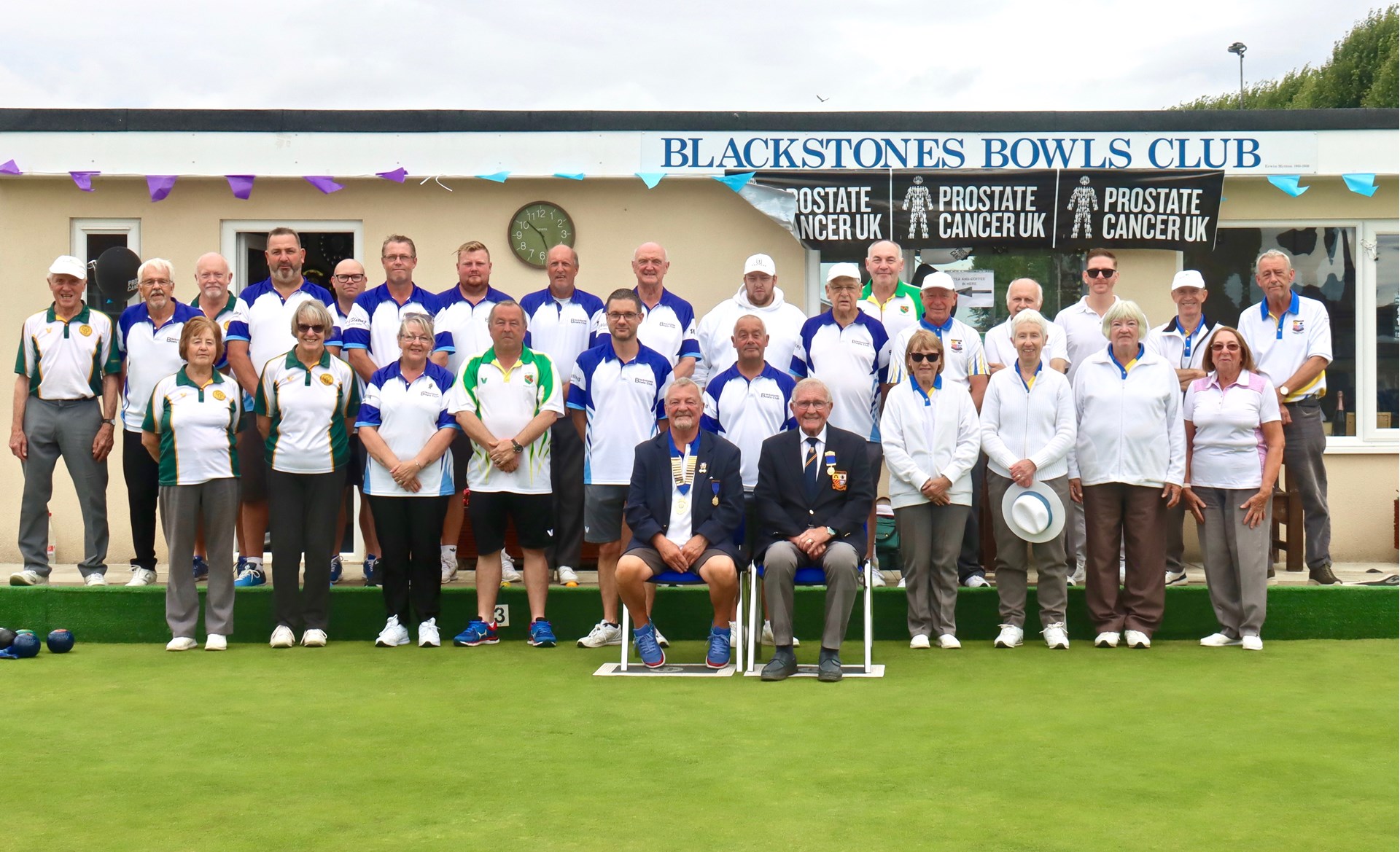 Blue Group (10.30am) with President Dusty Miller and Chairman Charlie Underwood Blue Group (10.30am) with President Dusty Miller and Chairman Charlie Underwood