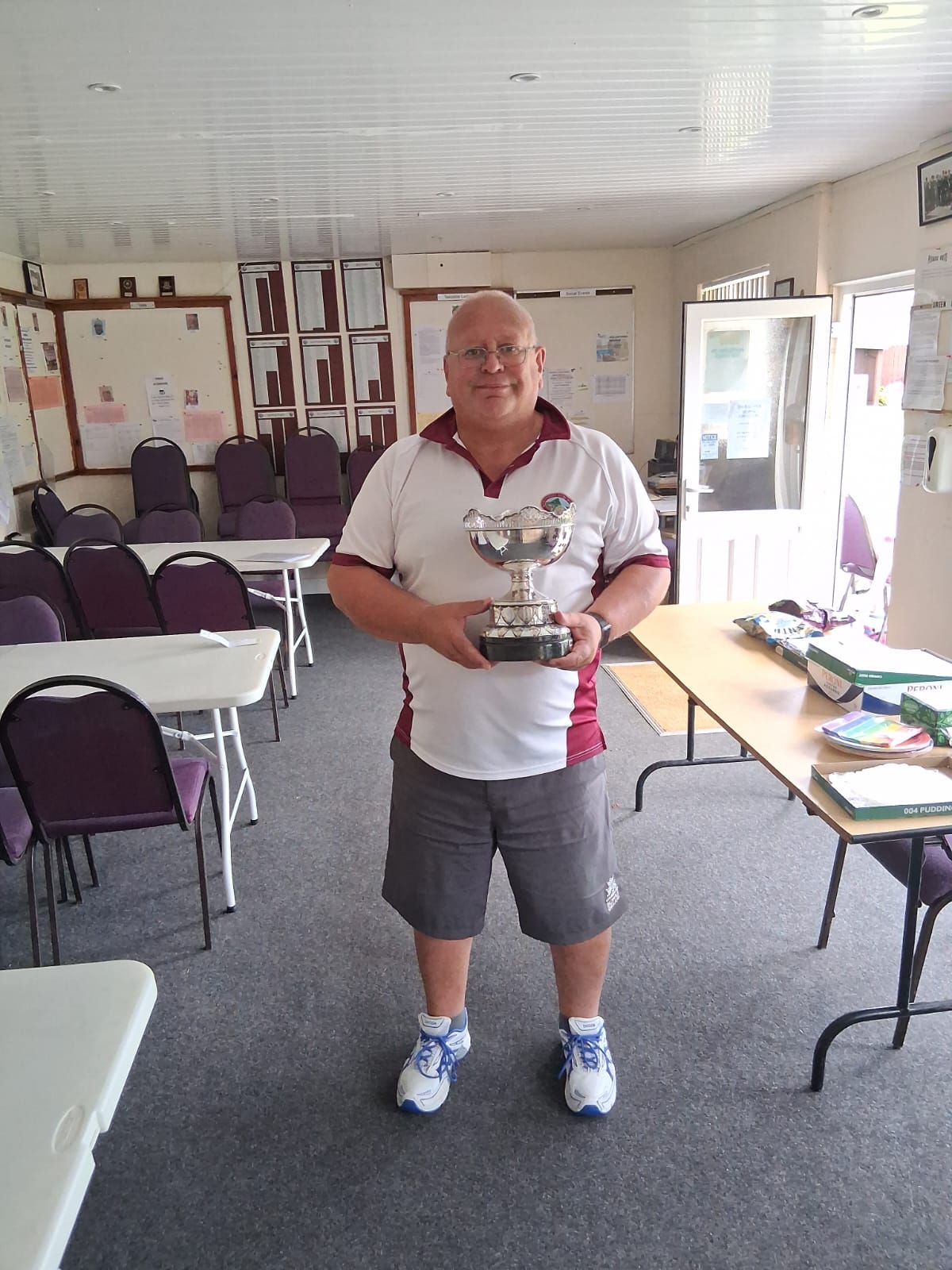 Don Richards wins the Men's Singles