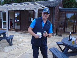 Alan takes the runner up prize as well as a hefty handicap cut!