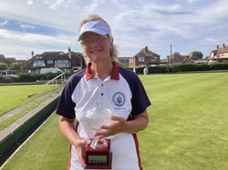 LADIES TWO WOODS WINNER