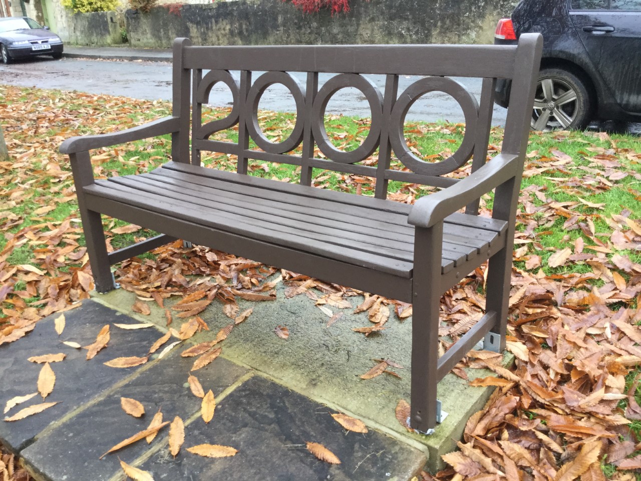 Councillor Garnett has finished renovating the two millennium benches in the village centre in preparation of the 20th anniversary.  The remaining benches along the beck will be repainted over the next few months.