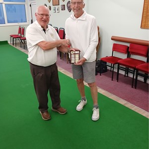 Gordon receiving Marko Team Shield from Andy