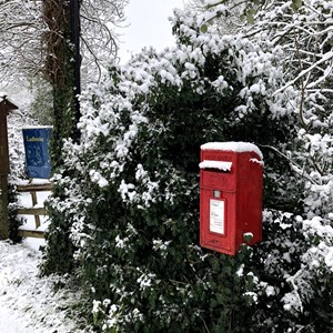 DEC 13th   POST BOX DISGUISED AS FATHER CHRISTMAS  (by HM) Did you know that 50 years ago Ladbroke had its own Post Office?  Now there is just this box at the other end of the village.