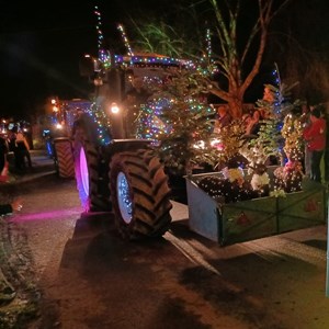 Shipton Village Tractors and Pop-up Pub