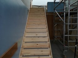 The stair case is in!!!