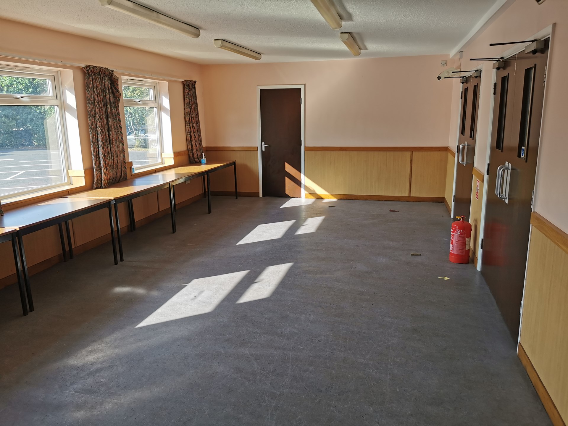 Small Hall, perfect for small events, direct access to the kitchen