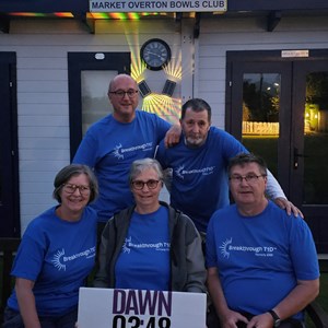 The early birds, Richard, Jonny, Clare, Liz & Jack with Kevin taking the picture