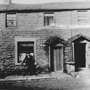 Mr Wilcox, Chapel Hill Cottages - demolished 1963