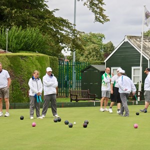 Duncomb Shield: Bowlers in action.