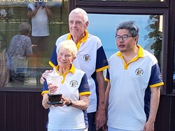 And a more-than-worthy winning skip and team - Elsie, John and Phoom