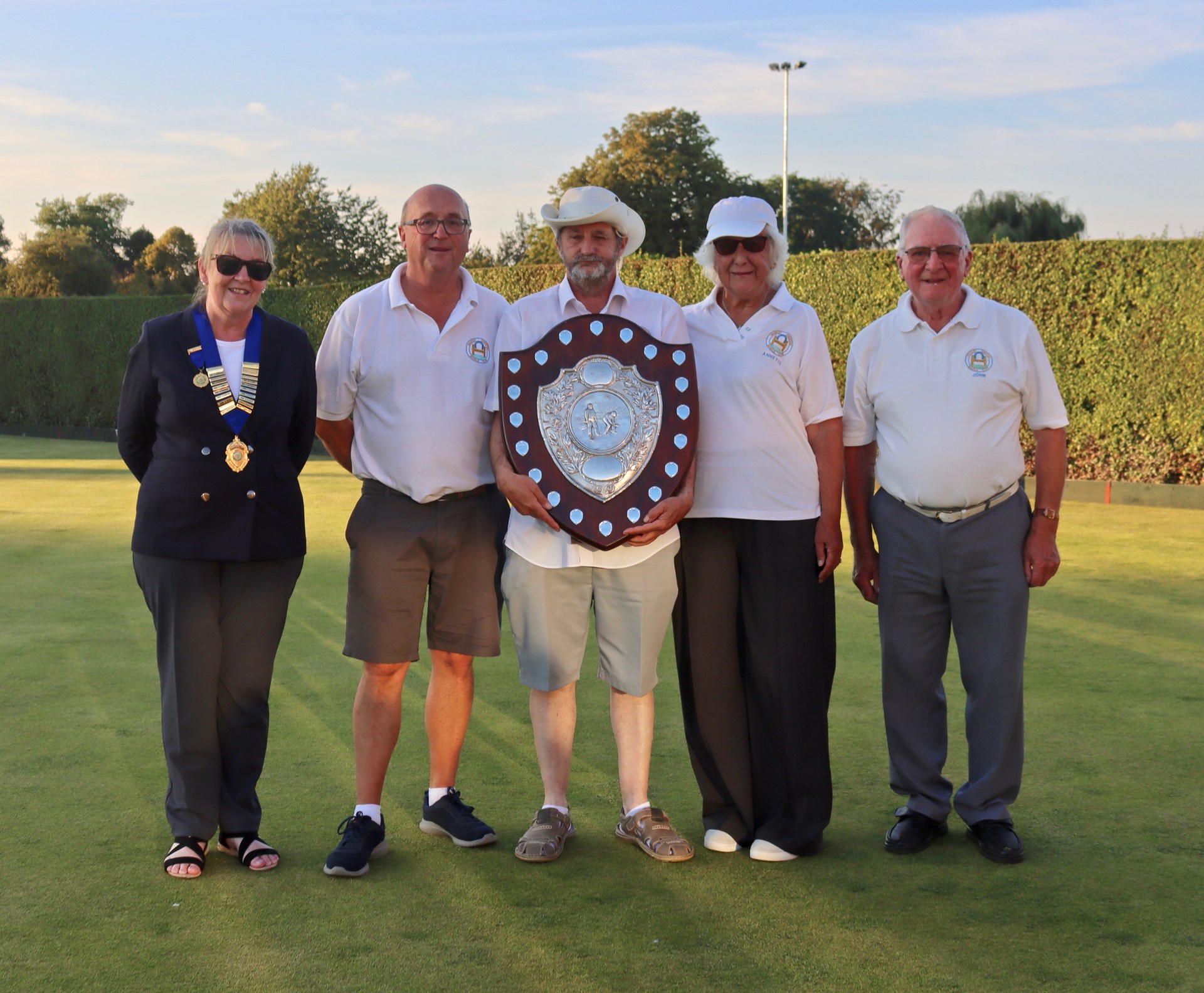 Duncomb Shield winners Market Overton C with (from left to right) President Rita Downs, Richard Lambert, Jonny Abbott, Annette Oliver and John Mitchell