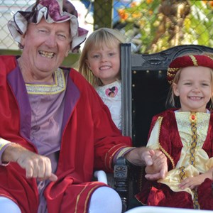 Hinxton Parish Council Hinxton Tudor Feast 2019