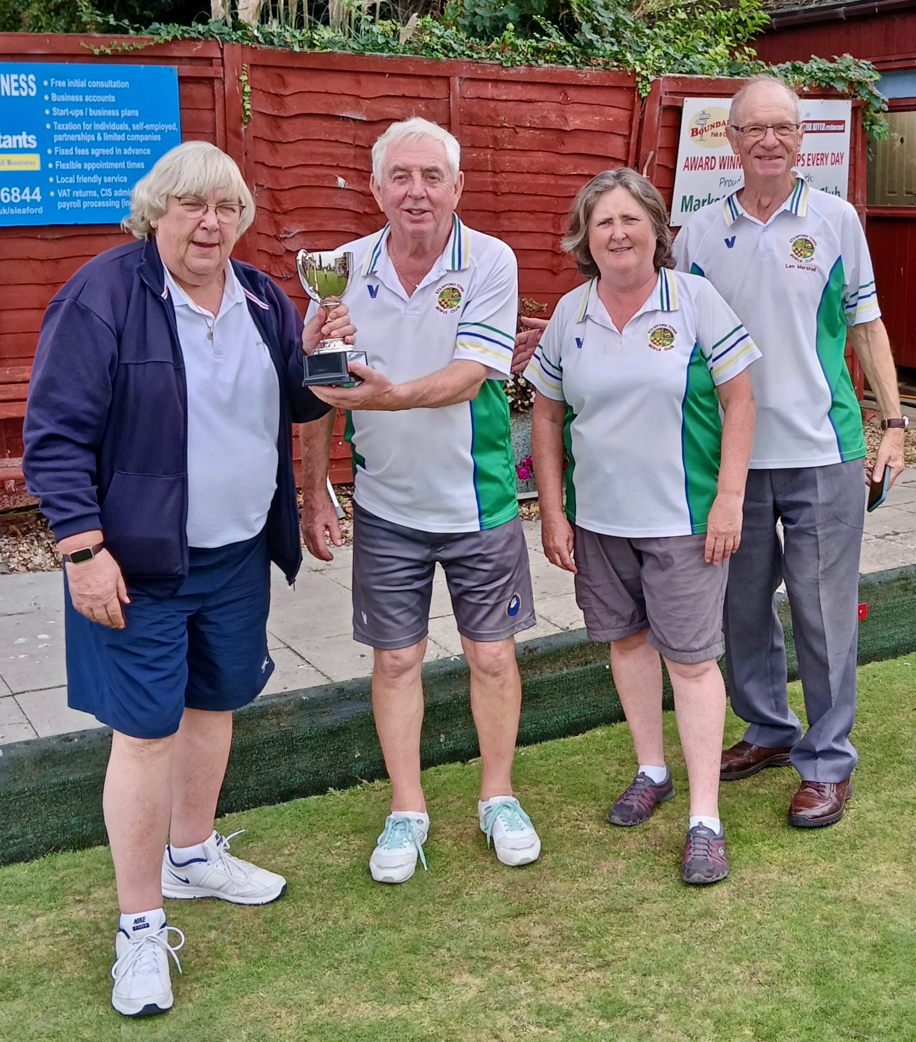 President's Triples winners (L to R): Kevin Vinter, Moira Holroyd and Len Marshall, with Secretary Nina Rawlins. President's Triples winners (L to R): Kevin Vinter, Moira Holroyd and Len Marshall, with Secretary Nina Rawlins.