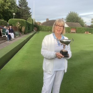 Irene O'Brien, worthy winner of the Thom Trophy