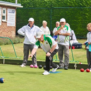 Duncomb Shield: Bowlers in action.