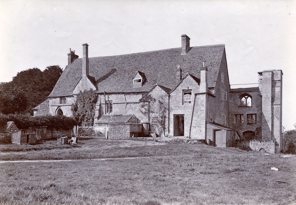 Bradenstoke Priory c 1920