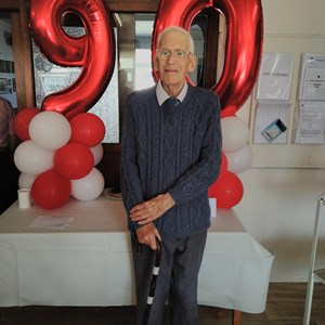 Former President Les Cusdin on his 90th birthday