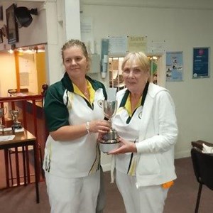 2025 Ladies Pairs Winners - Claire McNaul & Jacquie Edgar