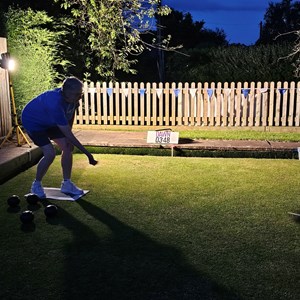 President Liz sending down the first bowl at 3.48am