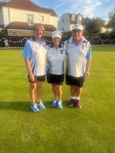 Veterans: Sarah Austin (C), Jill Naylor (marker), John Allan