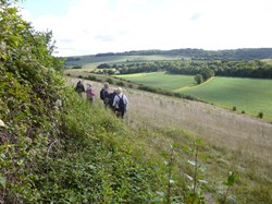 Luddesdown & District Rights of Way Group Walking in Luddesdown