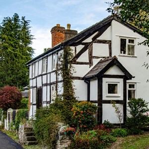Black & White Cottage, Pembridge