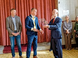 Presentation of the National Lottery plaque