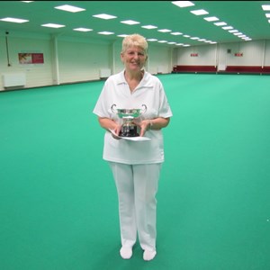 2016 Ladies Indoor Champion - Eileen Parker
