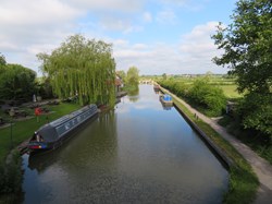 Canal by The Barge Inn, Seend Cleeve