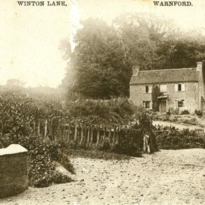 Winton Lane, c1910. Now the bottom of Hayden Lane with Christmas Cottage in view.